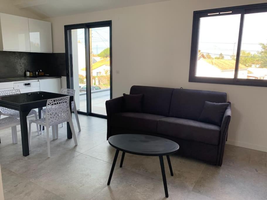 Maison Terrasse Proche Centre Ville Et Ile De Re La Rochelle  Dış mekan fotoğraf