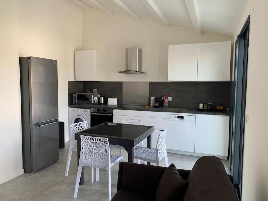 Maison Terrasse Proche Centre Ville Et Ile De Re La Rochelle  Dış mekan fotoğraf